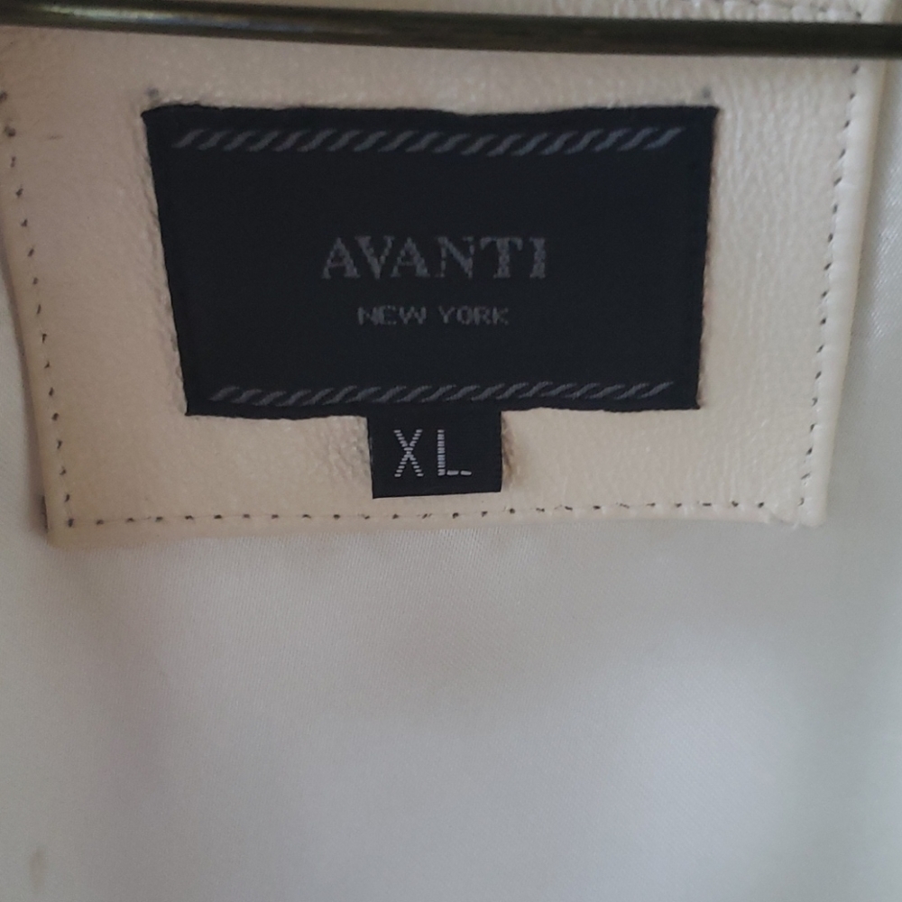 Avanti Rabbit Fur Coat - Picture 2 of 3